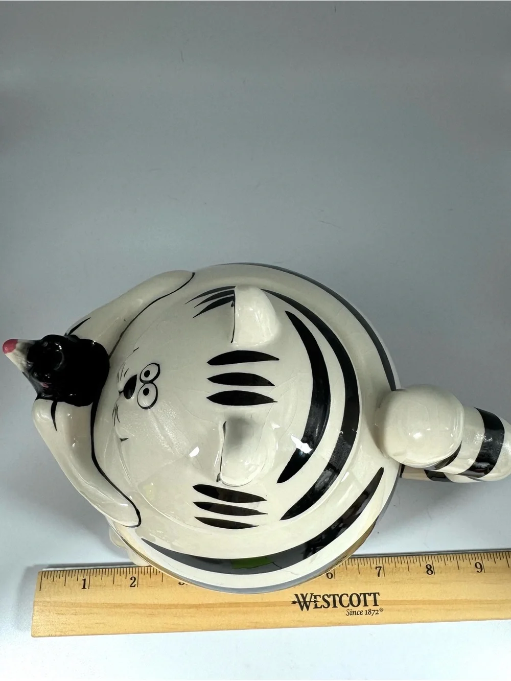 Chubby Cat Teapot - Black and White
